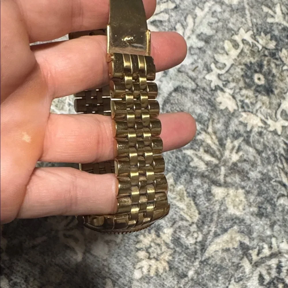 Michael Kors Women’s Watch - Picture 3 of 6